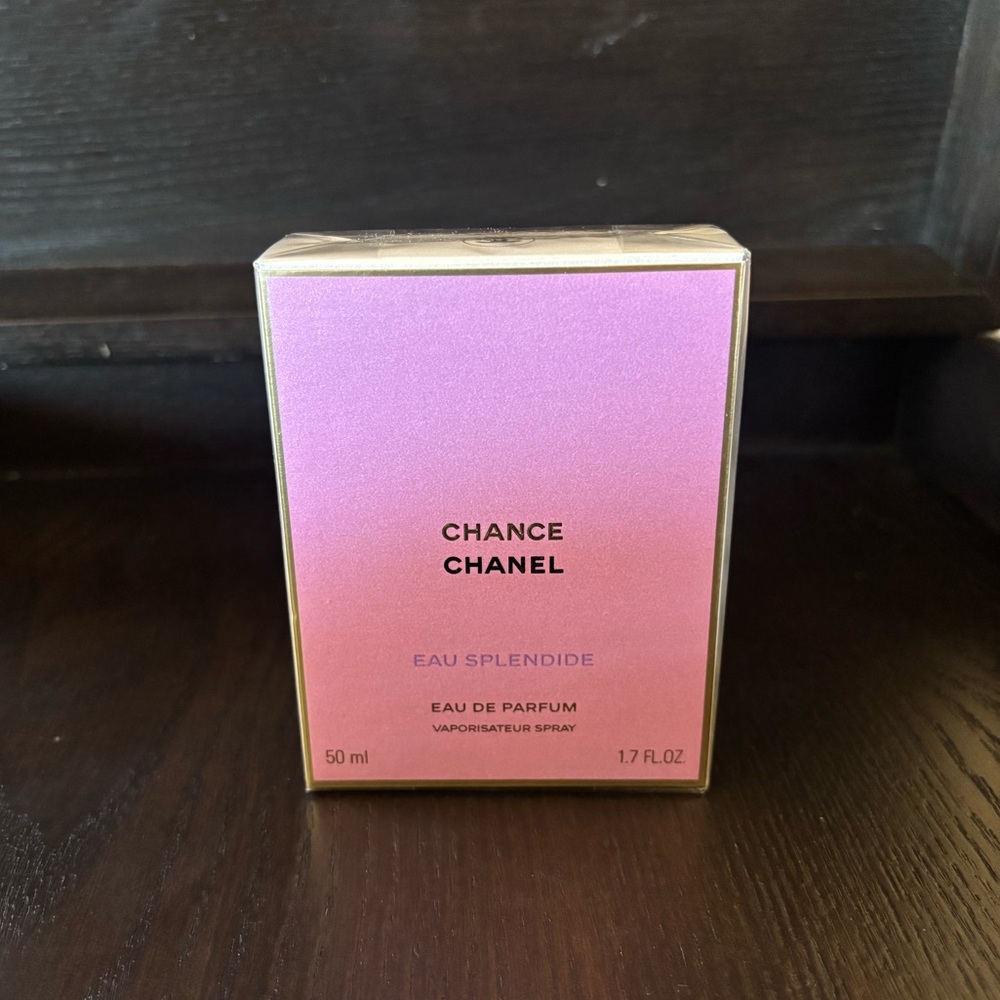 CHANEL Perfume Box in Pink and Gold